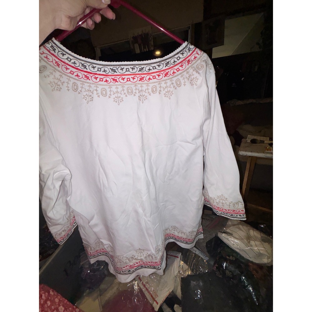 Multiples Womens 2X White Embroidered 3/4 Sleeve Boho Scoop Neck Top Red Gold - Picture 4 of 5